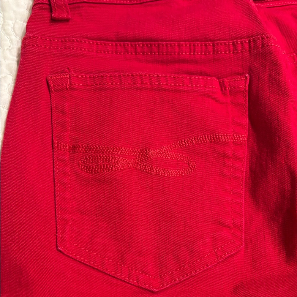 Classic red jeans - Picture 2 of 5